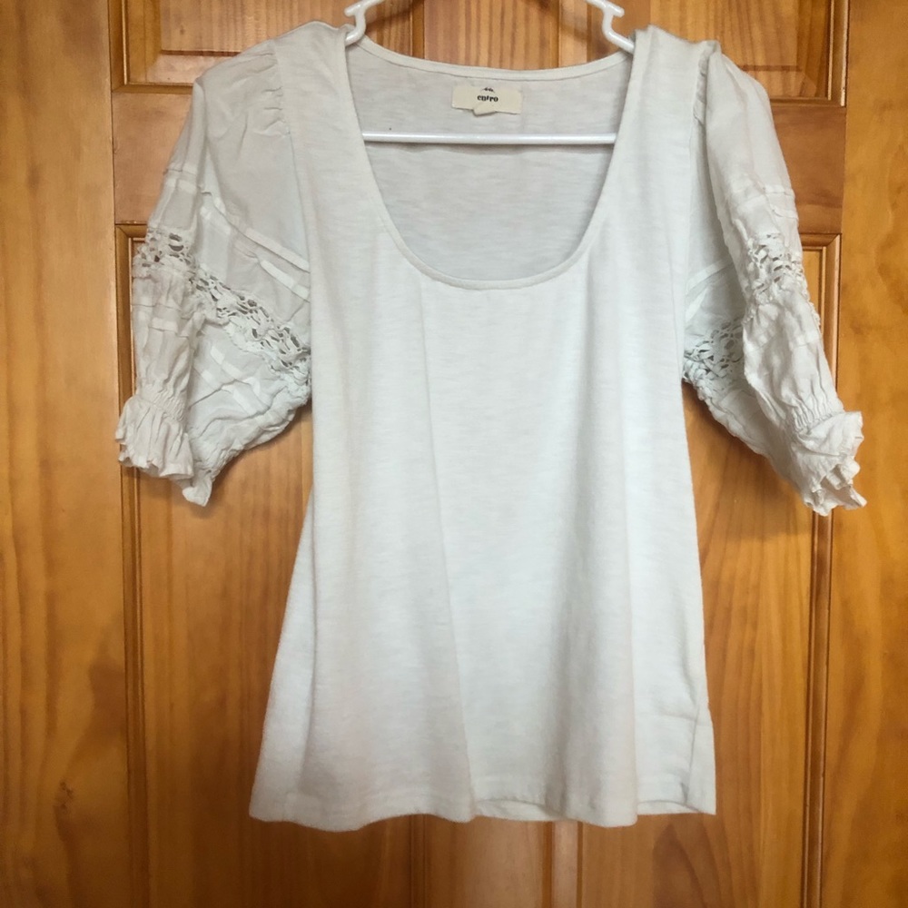 White puff sleeve top